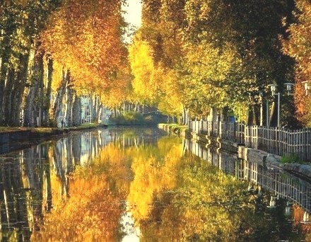 Canal du Centre, Bourgogne, France