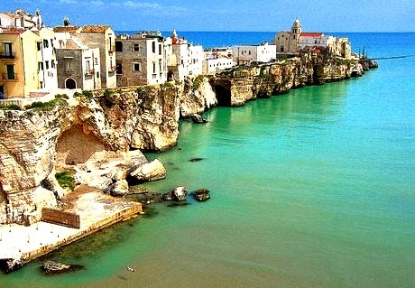 Edge of the Sea, Puglia, Italy